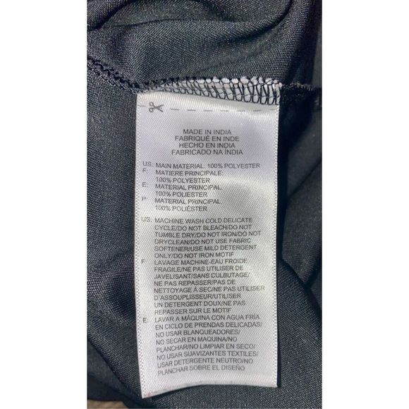 Bundle Of 2 Women’s Reebok Training Essentials Quick Dry Jersey Tee Small - Picture 7 of 7